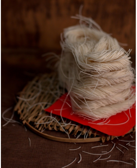 手拉日晒面线 Hand-pulled sun dried Mee Sua