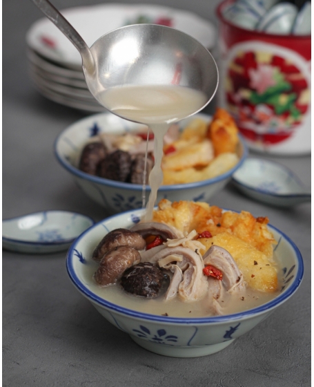 胡椒鱼鰾猪肚汤 Peppercorn Fish Maw and Pork Stomach Soup