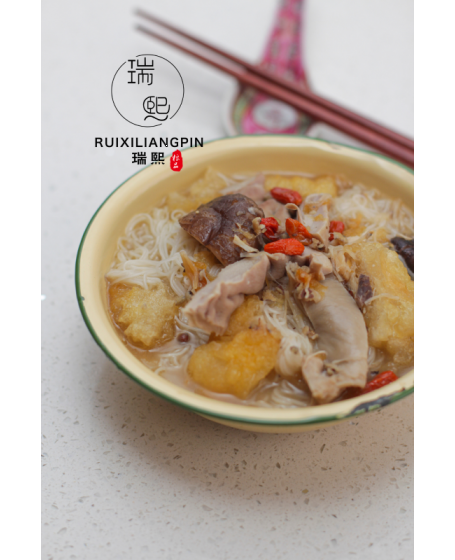 胡椒鱼鰾猪肚汤 Peppercorn Fish Maw and Pork Stomach Soup